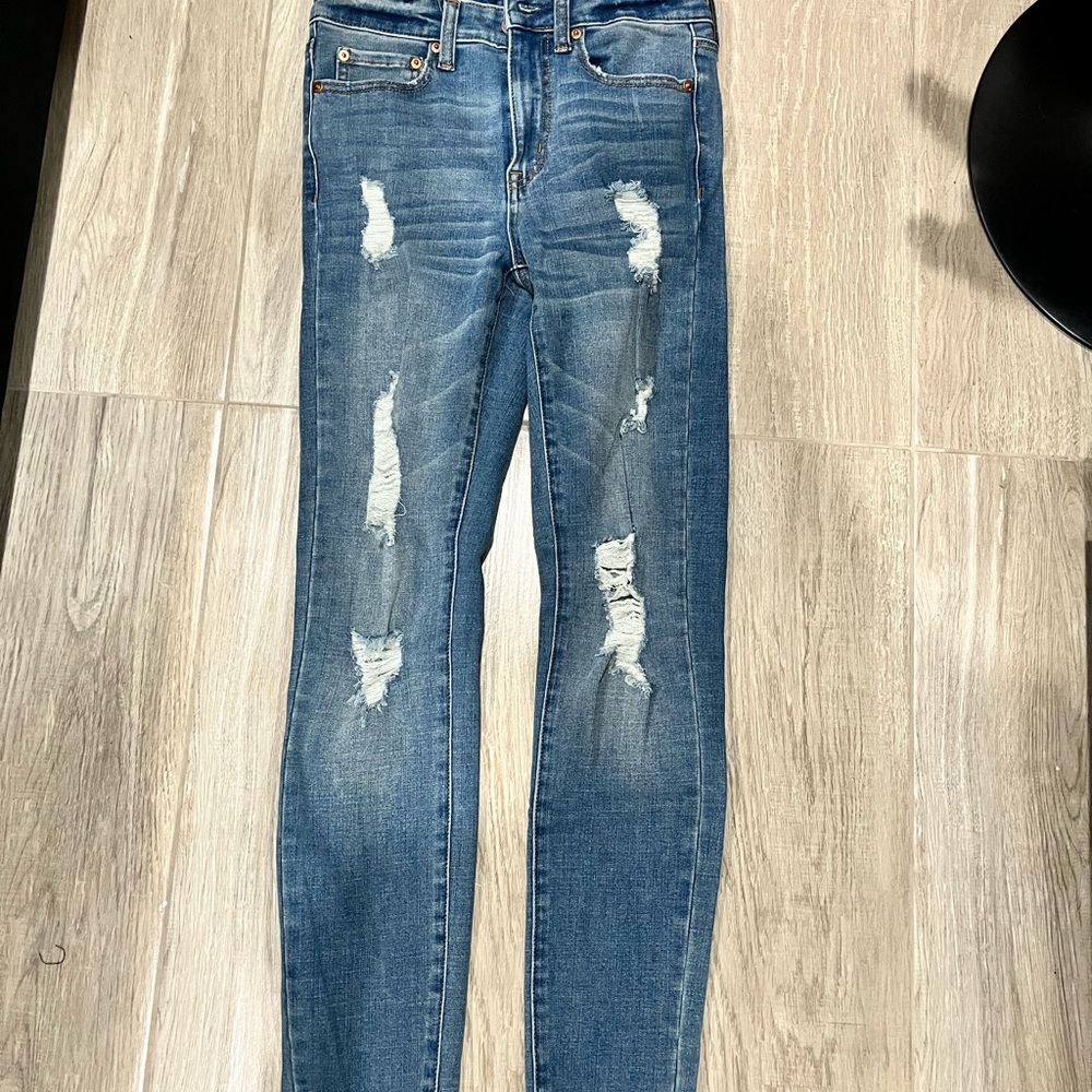 Clothing - Picture 11 of 16